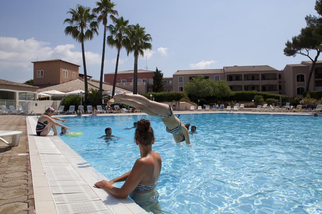 Residence Pierre & Vacances Valescure Saint-Raphaël エクステリア 写真