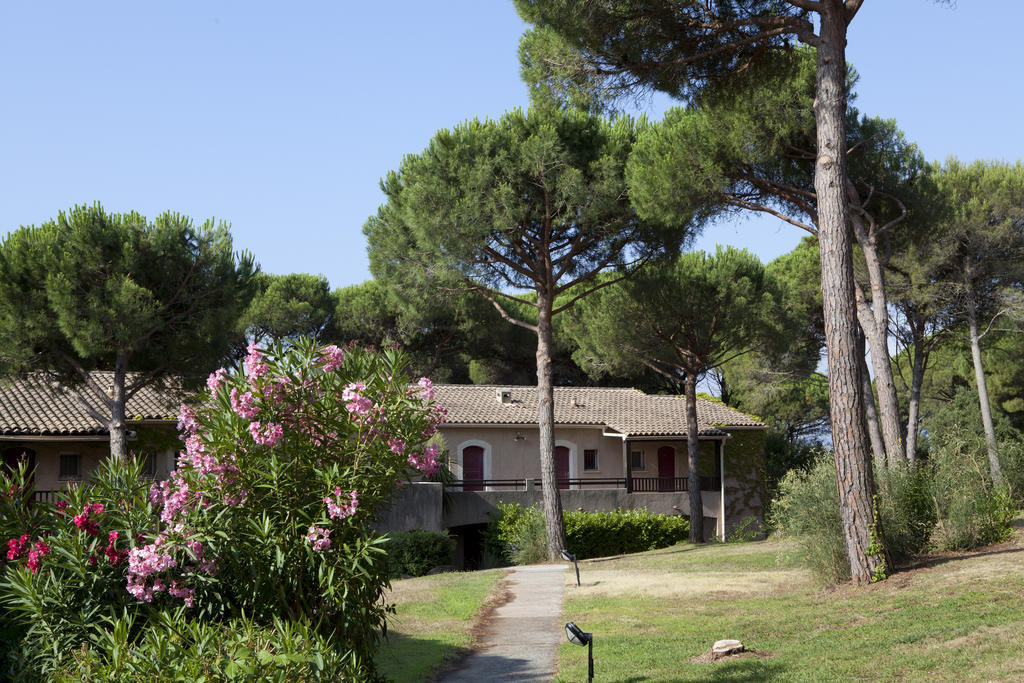 Residence Pierre & Vacances Valescure Saint-Raphaël エクステリア 写真