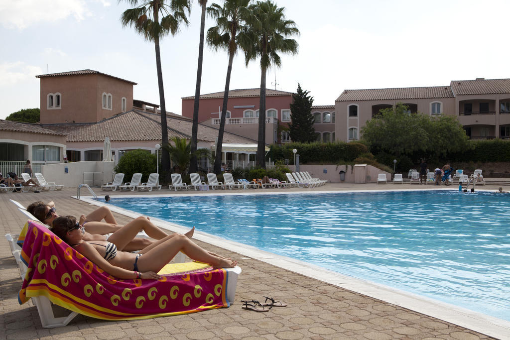 Residence Pierre & Vacances Valescure Saint-Raphaël エクステリア 写真