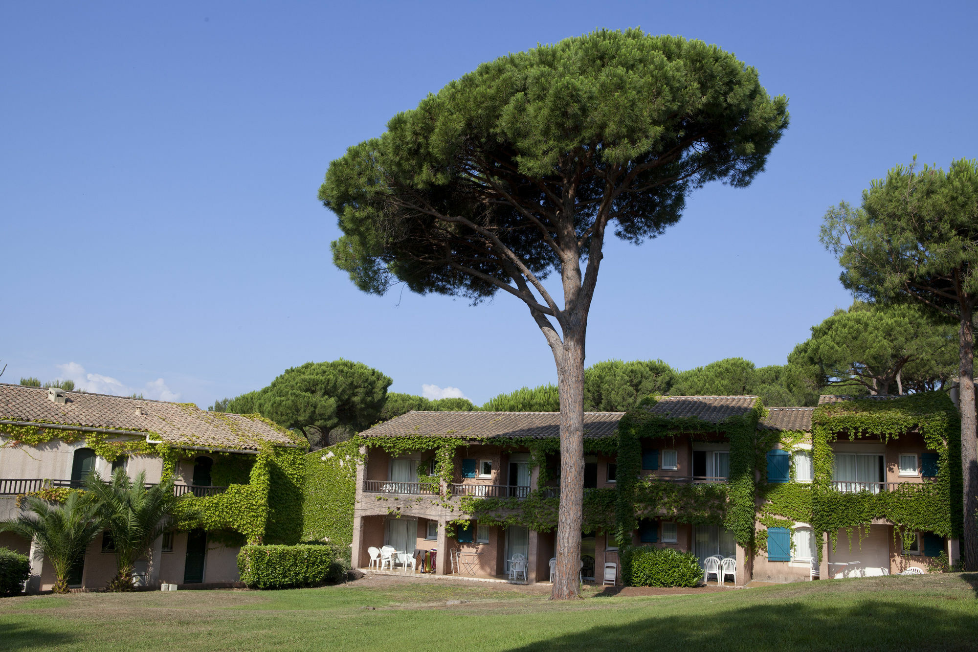 Residence Pierre & Vacances Valescure Saint-Raphaël エクステリア 写真