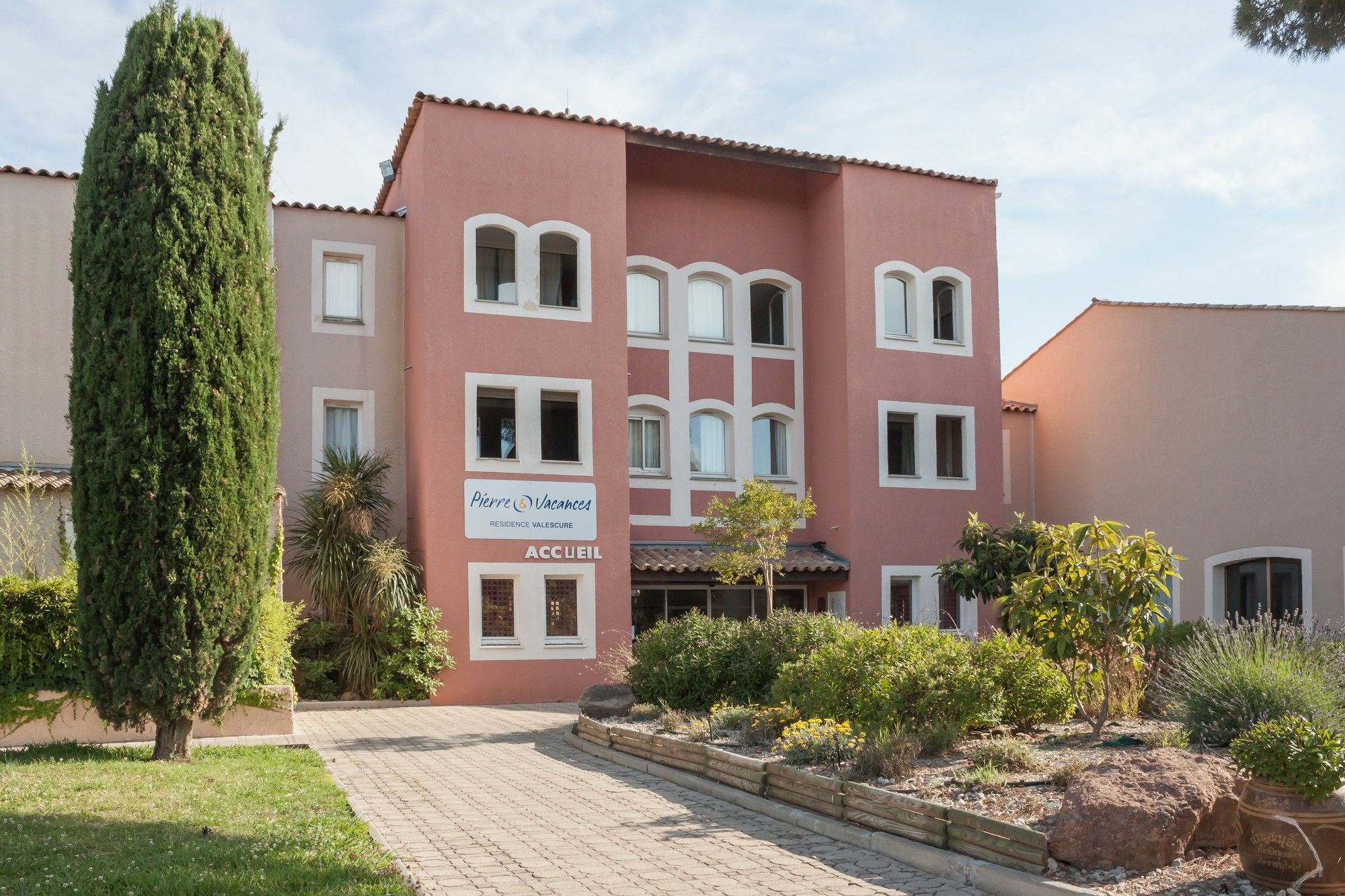 Residence Pierre & Vacances Valescure Saint-Raphaël エクステリア 写真